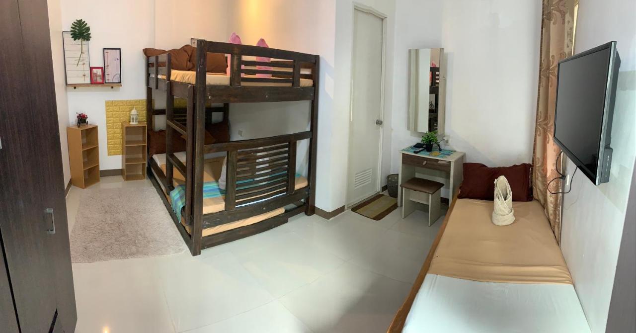 Prim Travellers Inn Coron Esterno foto